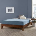Tempat Tidur Sederhana Kayu Jati