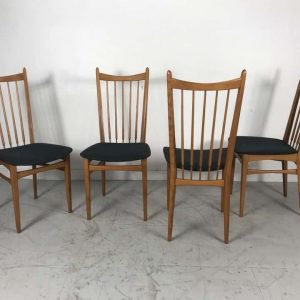 Kursi Cafe Scandinavian Kayu Jati