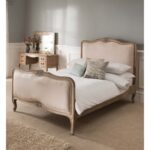 Tempat Tidur Modern Kayu Jati
