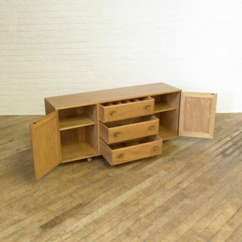 Bufet Ruang Tamu Minimalis Ercol Bufet Ruang Tamu Minimalis Ercol