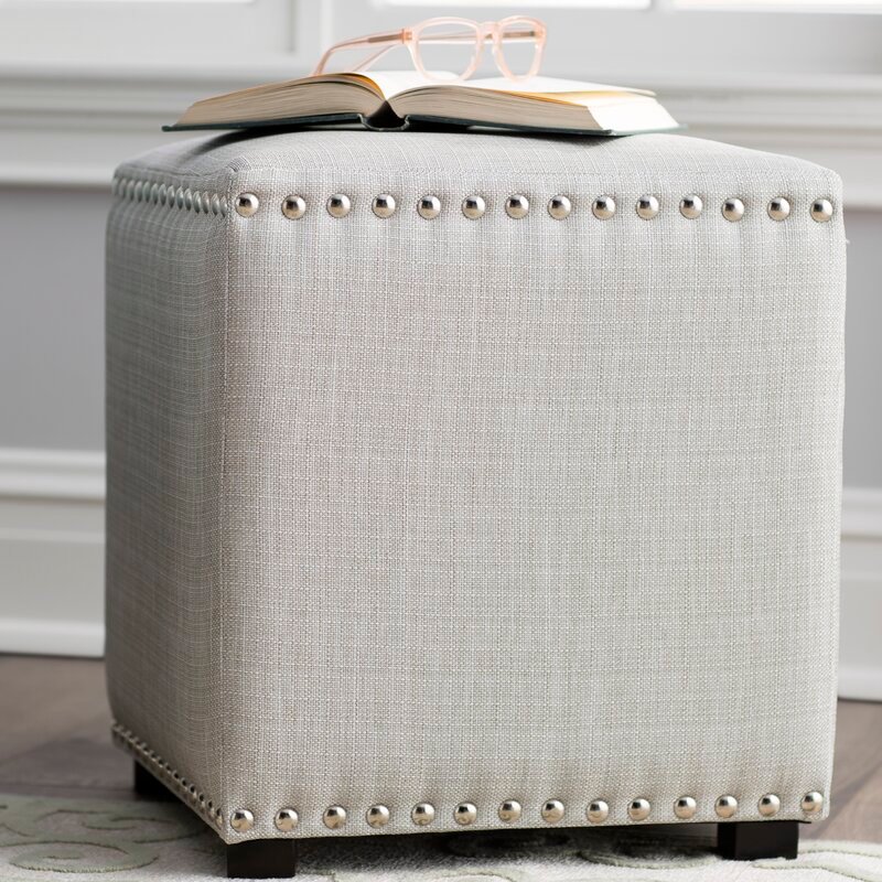 Kursi Meja Rias Maissane