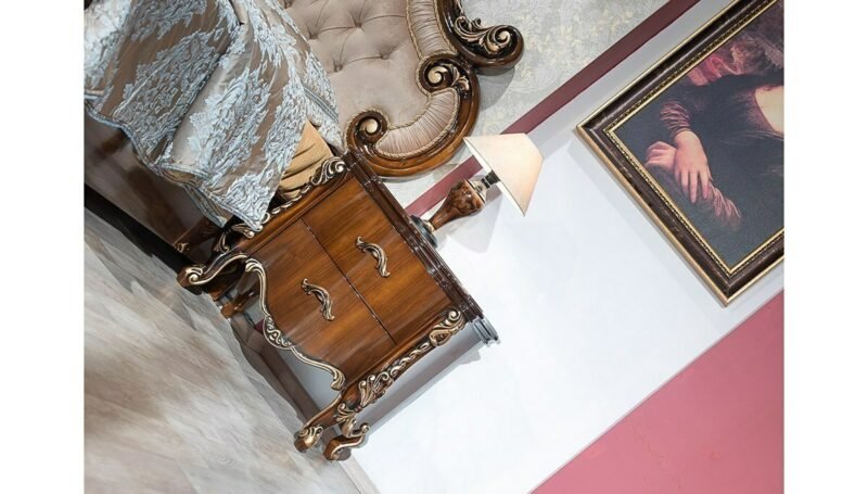 Set Kamar Tidur Mewah Walnut Eltugrul