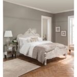Tempat Tidur Klasik Modern Gaya Perancis