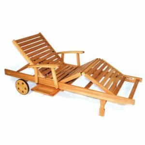 Kursi Santai Kayu Klasik Lovage