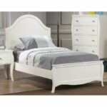 Satu Set Tempat Tidur Minimalis Kilduff