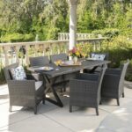 Set Meja Makan Outdoor Rotan Lusher