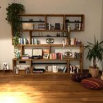 Rak Buku Jati Klasik Woodesk