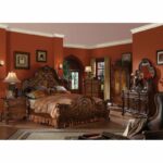 Set Kamar Tidur Mewah Jati Klasik Spurlin