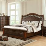 Set Tempat Tidur Mewah Jati Klasik Henn