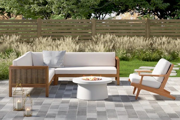 Tips Memilih Furnitur Outdoor 