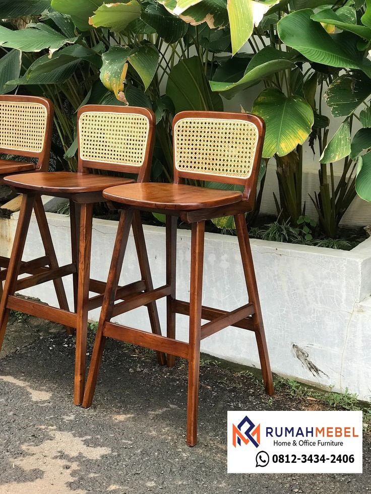 Kursi Cafe Kayu Jati Premium – Kualitas Mewah