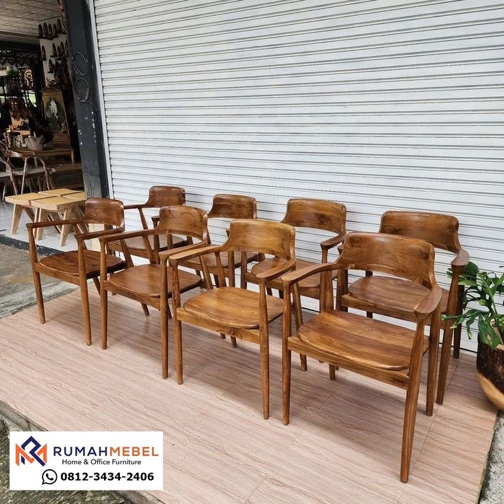 Kursi Bar Kayu Jati Klasik – Sentuhan Mewah Kualitas Premium