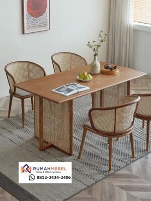 Set Dining Table Scandinavian Kayu Solid & Rotan – Gaya Alami yang Timeless