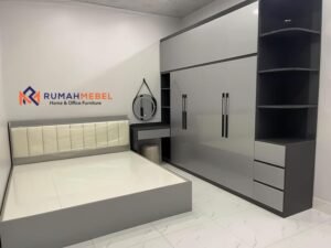 Set Kamar Tidur Master Minimalis Modern Glosy Abu-abu dengan Lemari Pakaian Modular