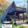 Keindahan Dramatis! Villa Kayu A-Frame 2 Lantai Hitam Elegan dengan Balkon Luas