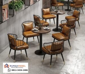 Set Meja & Kursi Kafe Industrial Modern 2 Kursi - Rangka Besi Hitam dan Jok Kulit Sintetis Cokelat