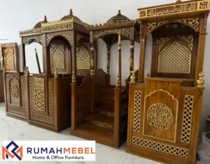 Mimbar Masjid Klasik Situbondo Berkelas