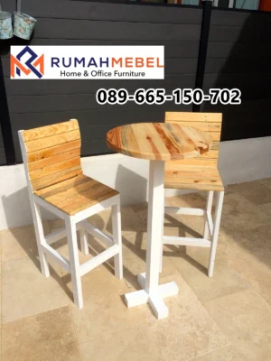 Kursi Cafe Kayu Kombinasi Besi Putih