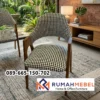 kursi Restoran Motif Hitam Putih